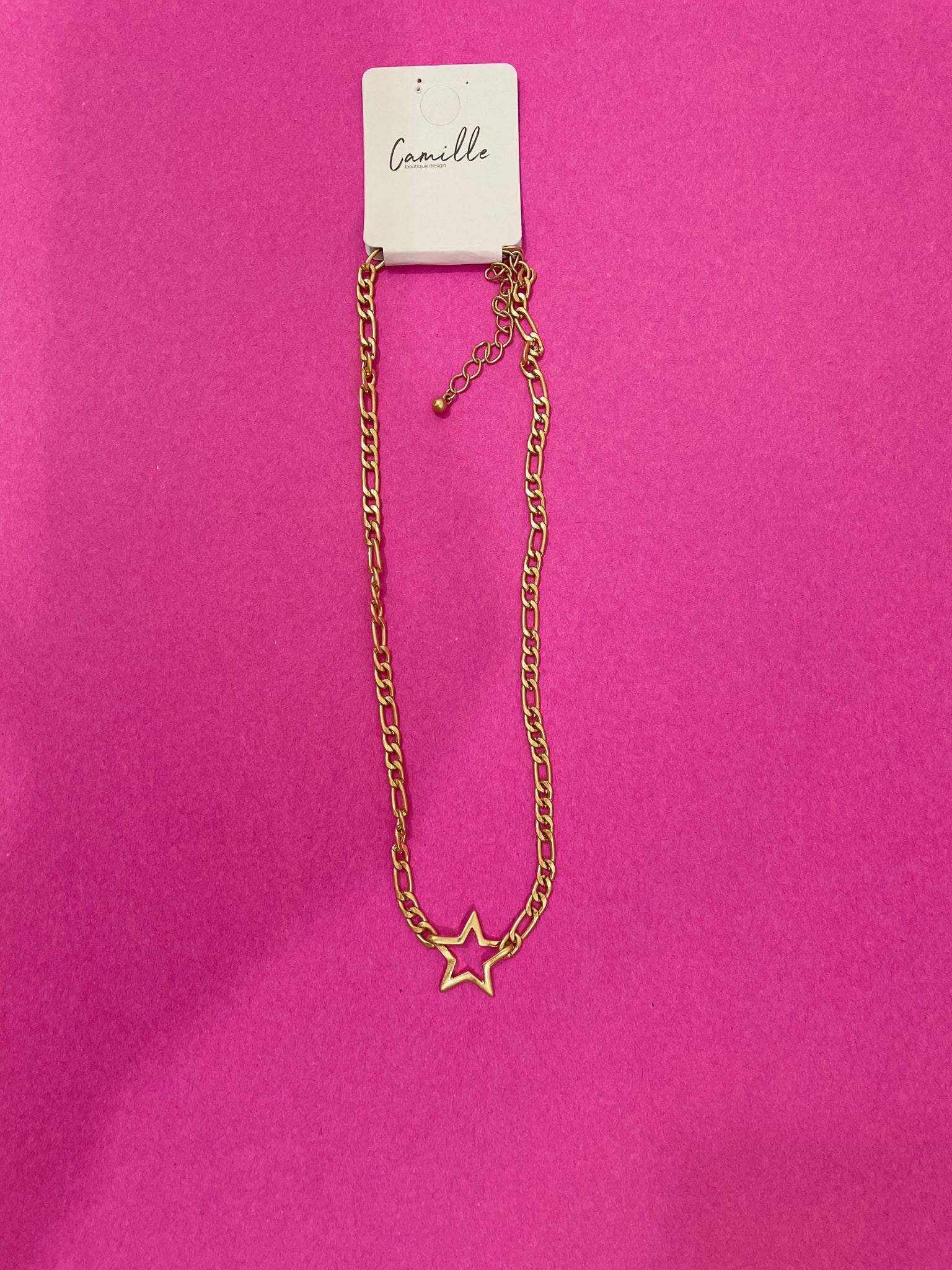 THE TRENDING STAR NECKLACE